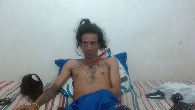 damian bottom bigcock online show from October 7, 2025, 1:34 pm