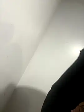 Snapshot of Azazelihornyasf chatting on December 13, 2025, 8:04 pm Azazelihornyasf online show from December 13, 2025, 8:04 pm