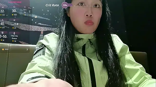 luoxuwen online show from March 18, 2026, 2:26 am