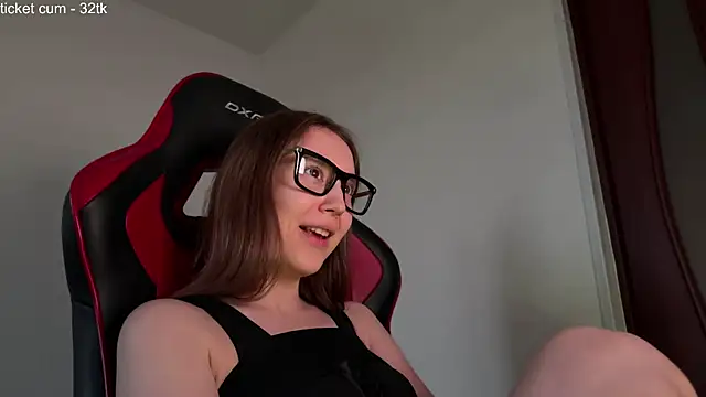 Snapshot of oypo chatting on October 20, 2025, 2:06 pm oypo online show from October 20, 2025, 2:06 pm