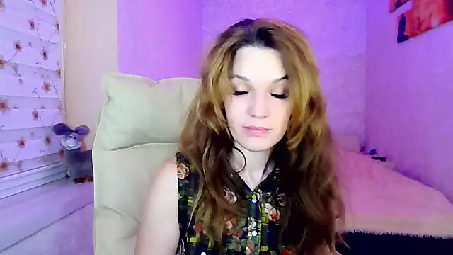 impossibleluna online show from November 21, 2025, 7:13 pm