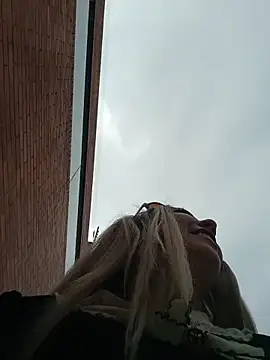 madelaine- online show from November 11, 2025, 7:52 pm