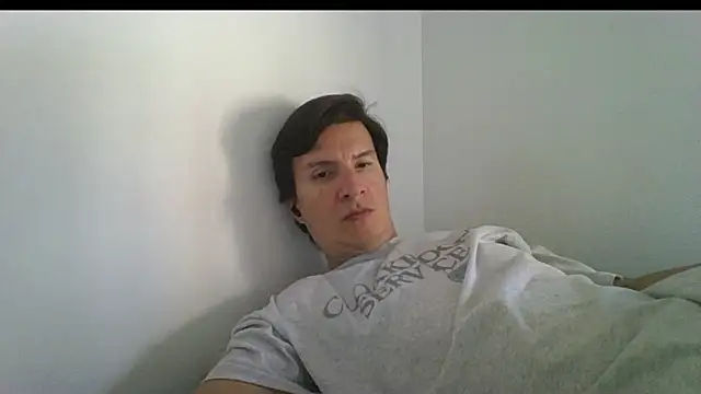 fieryloves online show from October 17, 2025, 5:26 pm