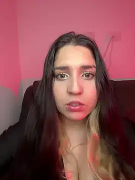 valentina jonnes1 online show from August 5, 2026, 4:17 am