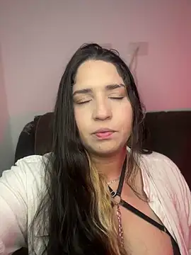 Snapshot of valentina_jonnes1 chatting on May 10, 2026, 5:22 am valentina jonnes1 online show from May 10, 2026, 5:22 am