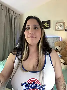 valentina jonnes1 online show from December 12, 2024, 3:10 am