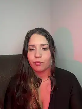 Snapshot of valentina_jonnes1 chatting on May 14, 2026, 5:15 am valentina jonnes1 online show from May 14, 2026, 5:15 am