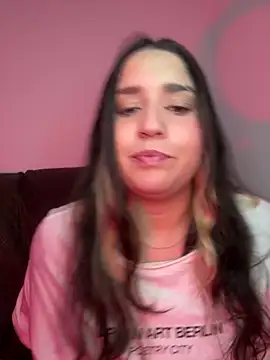 Snapshot of valentina_jonnes1 chatting on May 23, 2026, 6:23 am valentina jonnes1 online show from May 23, 2026, 6:23 am
