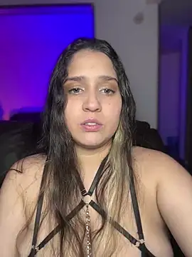 valentina jonnes1 online show from March 22, 2025, 2:27 am