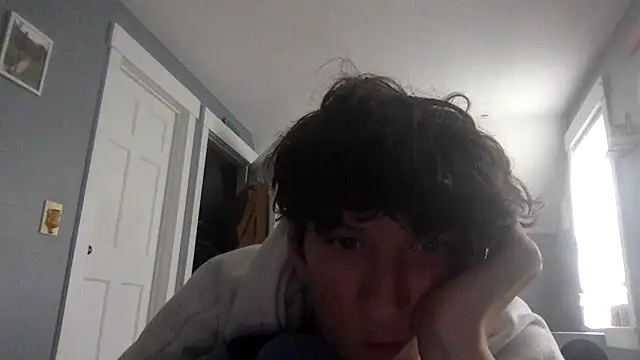 Snapshot of KittingGrappler chatting on November 14, 2025, 4:43 pm KittingGrappler online show from November 14, 2025, 4:43 pm