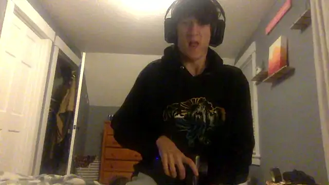 Snapshot of KittingGrappler chatting on November 26, 2025, 11:16 pm KittingGrappler online show from November 26, 2025, 11:16 pm