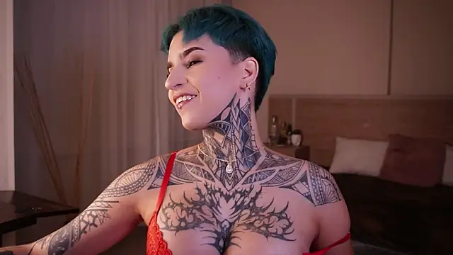 Snapshot of AliceShazaham_ chatting on February 8, 2025, 6:12 am AliceShazaham  online show from February 8, 2025, 6:12 am