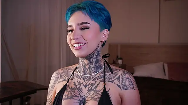 Snapshot of AliceShazaham_ chatting on February 16, 2025, 5:59 am AliceShazaham  online show from February 16, 2025, 5:59 am