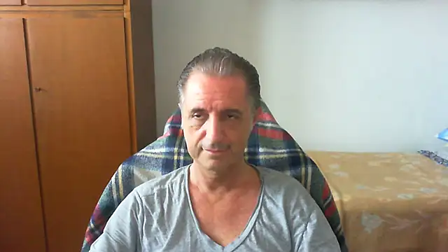 lliuk70mi online show from May 22, 2026, 3:10 pm