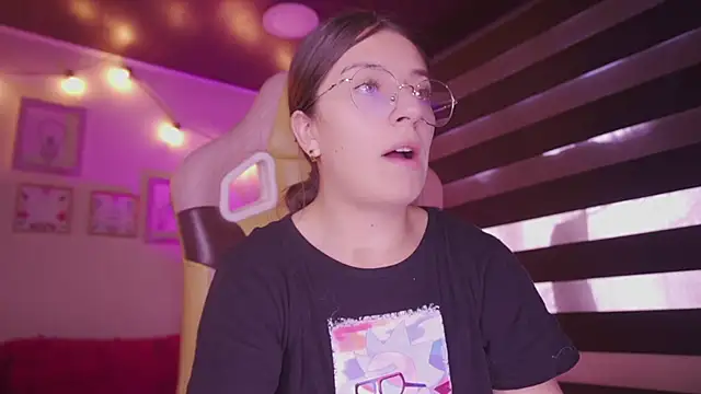 Snapshot of milly_kenner chatting on January 6, 2026, 3:16 pm milly kenner online show from January 6, 2026, 3:16 pm