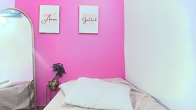 littleebonymommy online show from March 15, 2025, 2:14 am