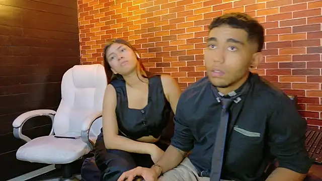 Annyeli online show from November 21, 2025, 3:55 pm