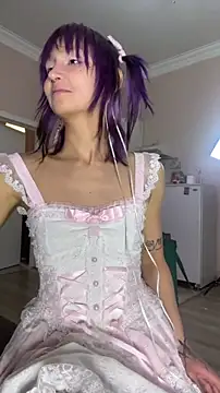 bigbabykiki online show from February 8, 2026, 3:21 pm