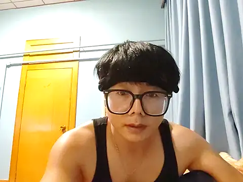 handsome1069 online show from October 15, 2025, 4:15 pm