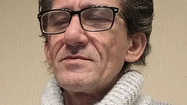 Zgodanilep online show from December 13, 2025, 8:04 pm