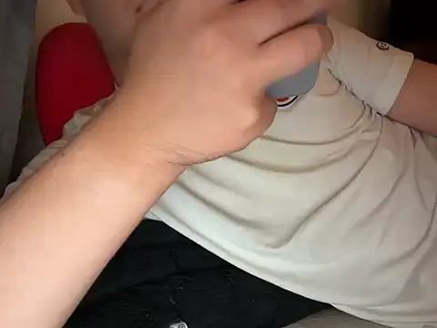 DaddysLittleBoyp online show from November 7, 2025, 8:46 pm