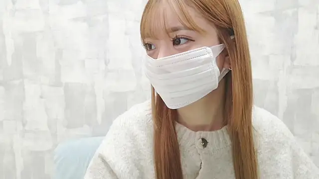 LOVE MOMO LOVE online show from February 6, 2026, 11:28 am