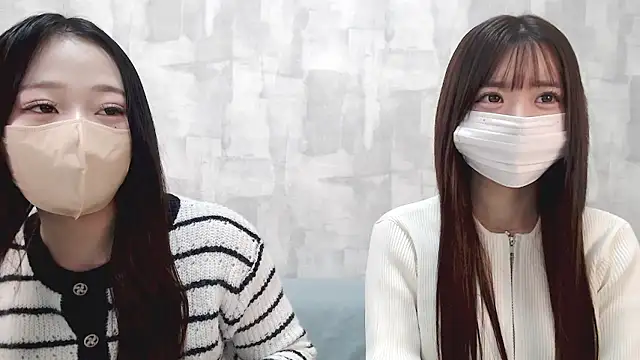 LOVE MOMO LOVE online show from September 15, 2025, 10:26 am