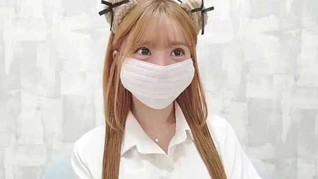 LOVE MOMO LOVE online show from February 8, 2026, 11:41 am