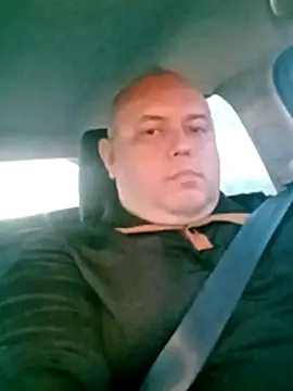 Snapshot of BigromeoXX chatting on October 30, 2025, 4:26 pm BigromeoXX online show from October 30, 2025, 4:26 pm