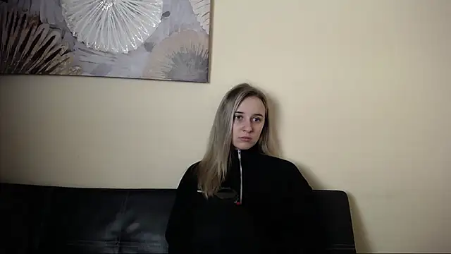  Nicole new online show from November 28, 2025, 11:43 am