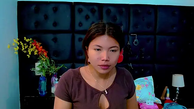 Snapshot of Isalombardi chatting on July 8, 2026, 3:51 am Isalombardi online show from July 8, 2026, 3:51 am