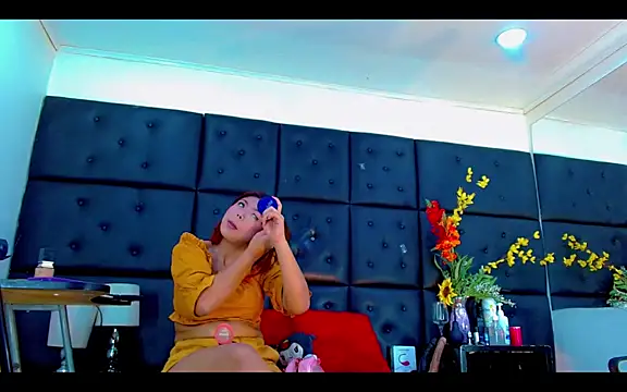 Isalombardi online show from February 24, 2026, 2:34 am