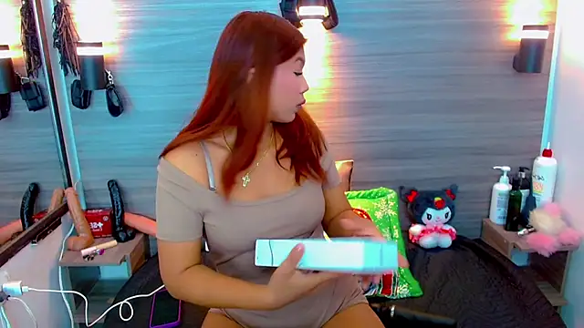 Isalombardi online show from December 22, 2025, 8:20 pm