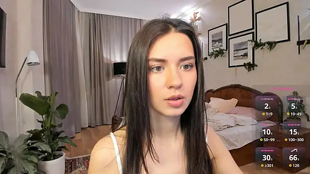 NicoleLuv online show from January 14, 2026, 4:21 pm