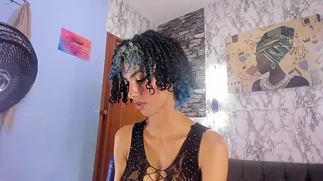 Queen Cuarxxo online show from February 1, 2025, 3:08 am