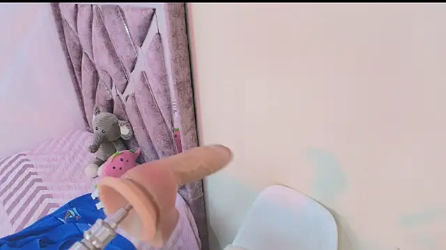 sweety mariann1 online show from November 16, 2025, 6:45 pm