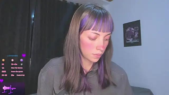 MiaGoth  online show from October 9, 2025, 4:57 am