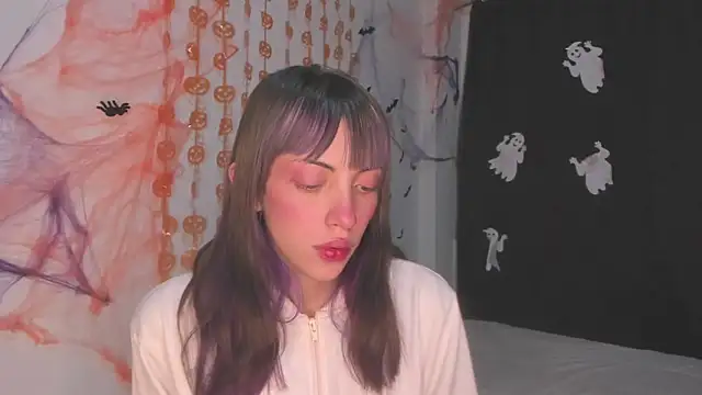 MiaGoth  online show from November 2, 2025, 12:59 am