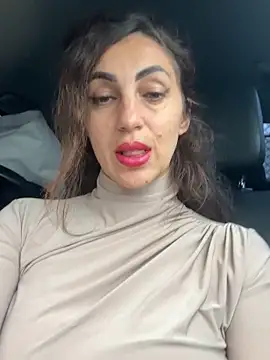 EmaSkyes online show from November 5, 2025, 7:33 am