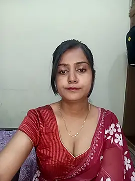 Snapshot of Miss-Riyasingh chatting on May 2, 2026, 1:49 pm Miss-Riyasingh online show from May 2, 2026, 1:49 pm