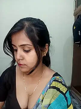 Snapshot of Miss-Riyasingh chatting on April 18, 2026, 5:26 pm Miss-Riyasingh online show from April 18, 2026, 5:26 pm