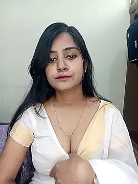 Snapshot of Miss-Riyasingh chatting on April 26, 2026, 5:27 am Miss-Riyasingh online show from April 26, 2026, 5:27 am