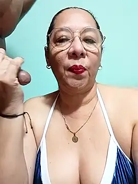 Snapshot of MATTHEW_MRANDA chatting on May 14, 2026, 7:44 pm MATTHEW MRANDA online show from May 14, 2026, 7:44 pm