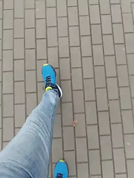 krissraw online show from December 15, 2025, 9:15 am