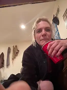 AddieAssets online show from December 12, 2024, 6:57 am