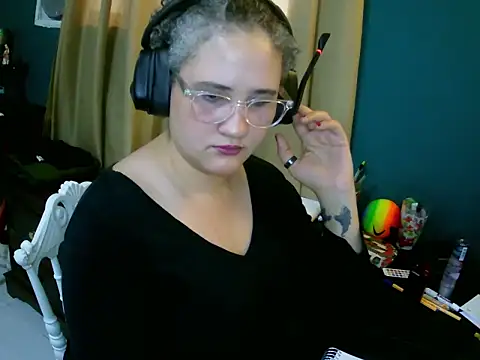 Snapshot of lolalicious_7583 chatting on February 9, 2026, 9:02 pm lolalicious 7583 online show from February 9, 2026, 9:02 pm