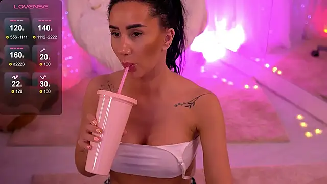 Snapshot of AnaRhodes chatting on March 20, 2025, 5:13 am AnaRhodes online show from March 20, 2025, 5:13 am