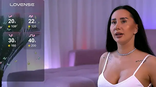 Snapshot of AnaRhodes chatting on October 18, 2025, 8:55 pm AnaRhodes online show from October 18, 2025, 8:55 pm