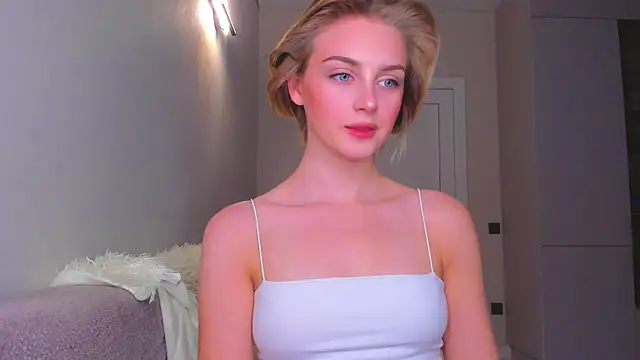 Snapshot of pretty_girlnextdoor chatting on March 3, 2025, 6:03 pm pretty girlnextdoor online show from March 3, 2025, 6:03 pm