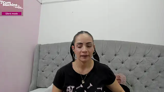 Valesskahall online show from December 4, 2025, 12:26 pm